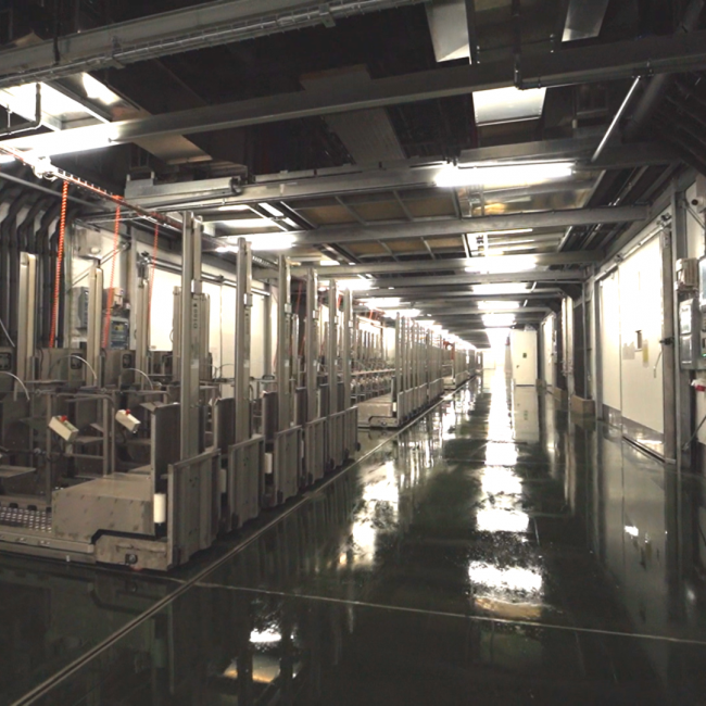 > 200 picking lorries